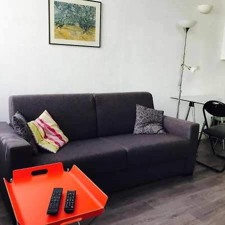 Oberkampf Апартаменты *